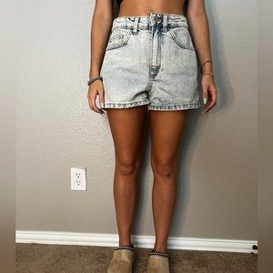 Light blue Jean shorts// cotton on// size 4